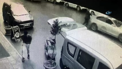 Dikkatsizliğinin bedelini canıyla ödüyordu...Yayanın ölümden döndüğü anlar kamerada