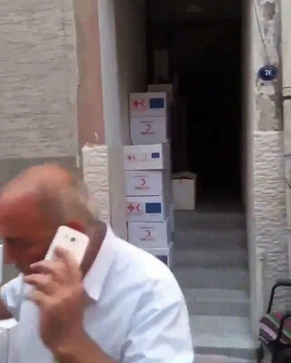 Kızılayın yardım kutuları