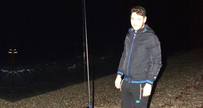 10 Yıllık Amatör Balıkçı, Oltayla 1,5 Metrelik Yılan Balığı Yakaladı