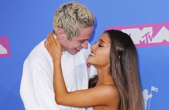 Ariana Grande and Pete Davidson split?