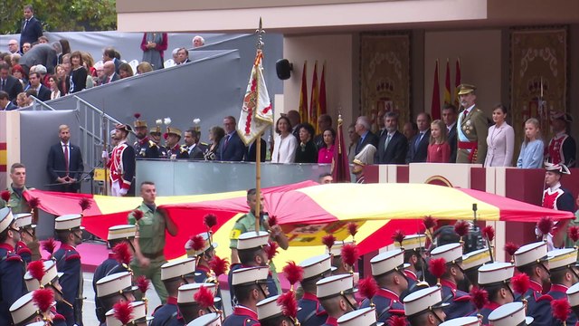 Los reyes, las infantas y personalidades políticas en el Día de la Hispanidad 2018