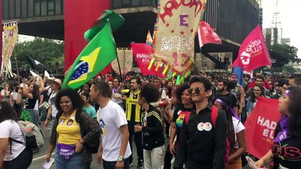 Les partisans de Haddad et de Bolsonaro face à face à Sao Paulo