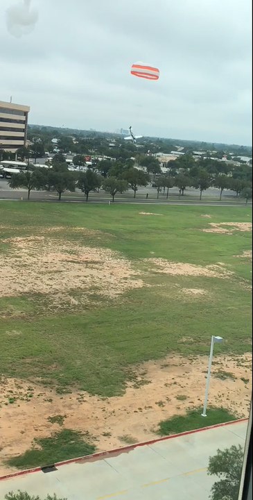 Plane Deploys Parachute During Crash Landing