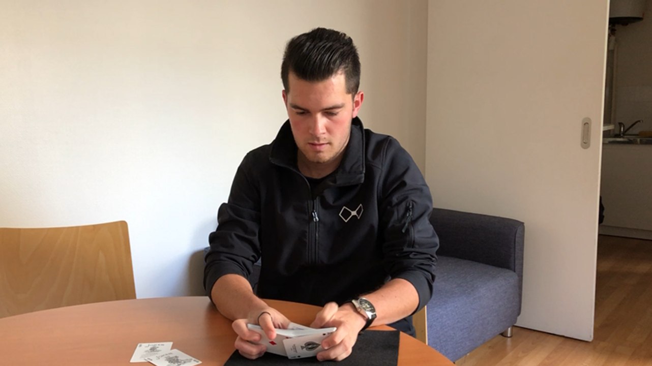 Deux tours de cartes de Quentin Even