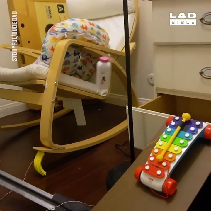 These soon to be parents spent 3 days setting up a Rube Goldberg Machine throughout their entire house to announce the gender of their baby… 