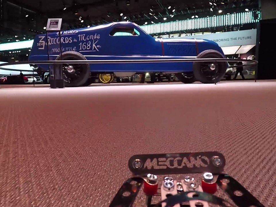 Le stand Renault du Mondial de l'Auto 2018 en cam embarquée !