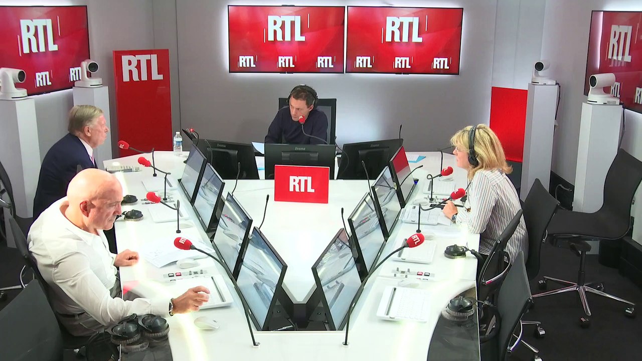 Allemagne : "Le vote en Bavière est une déroute pour Angela Merkel", selon Duhamel