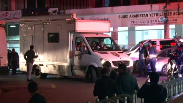 Suudi Arabistan Konsolosluğu'nda olay yeri inceleme araçları geldi