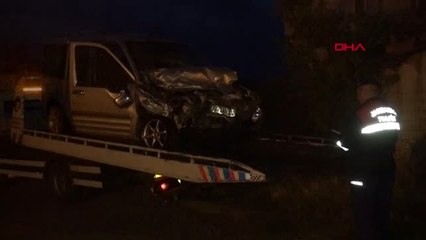 Edirne'de Askerleri Taşıyan Servis Kaza Yaptı 13 Yaralı