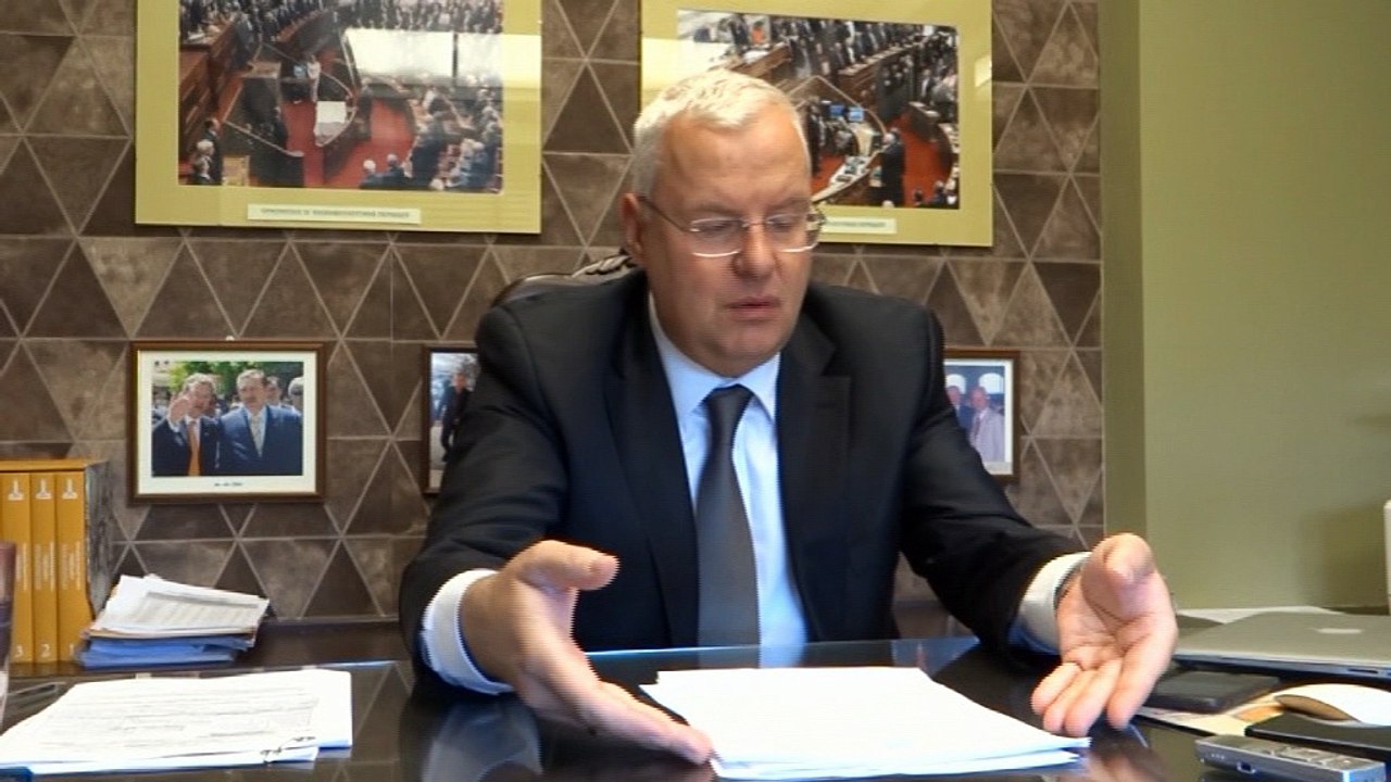 ILHAN AHMET BELGELERLE ACIKCA KONUSTU