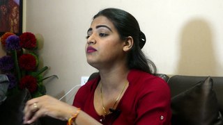 Pawan Singh की फिल्म अभिनेत्री Sex racket में फसी | हैदराबाद के होटल में पकड़ी गई
