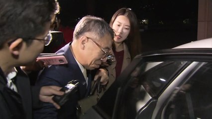 '사법농단 핵심' 임종헌, 검찰 출석 19시간 만에 귀가 / YTN
