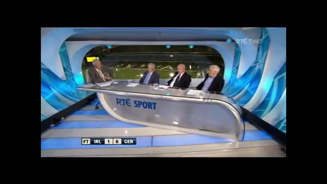 Funny Sports Panel Part 2 Voice Over - Eamon Dunphy Back On The Rampage!