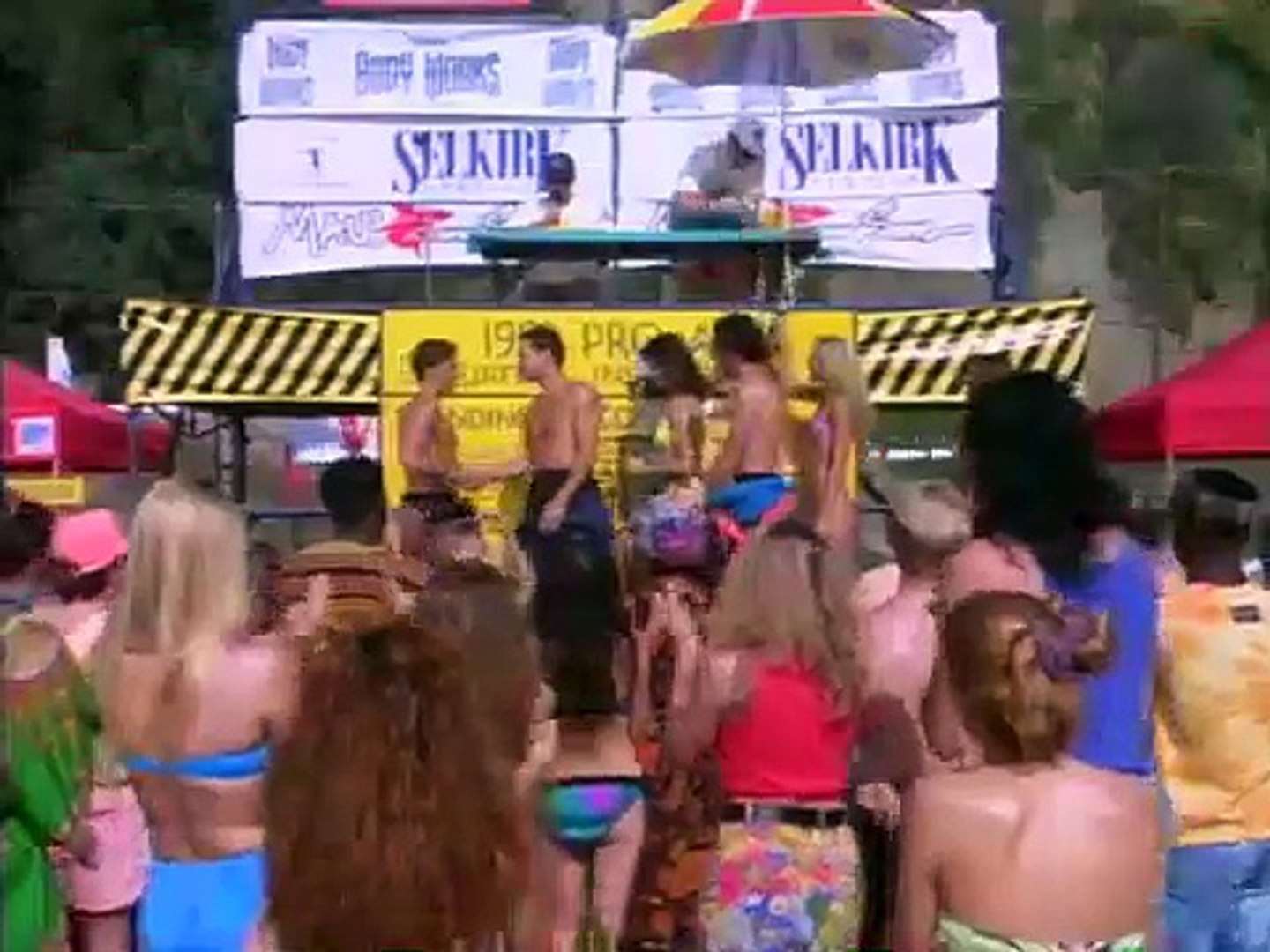 ⁣Baywatch S03E14 Strangers Among Us