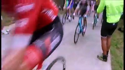 Venga, venga! It's amazing to ride next to all the spectators and fans at La Vuelta! The sport of cycling is great thanks to them! BORA hansgrohe Specialized Bi