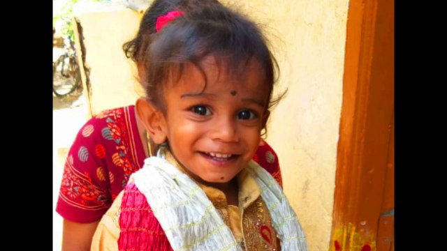 தனது குழந்தையை ஏற்றி கொன்ற தண்ணீர் லாரியை துரத்திச்சென்ற தாய்-வீடியோ