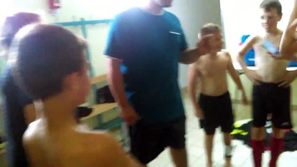 Chant de victoire des U13 contre bréauté