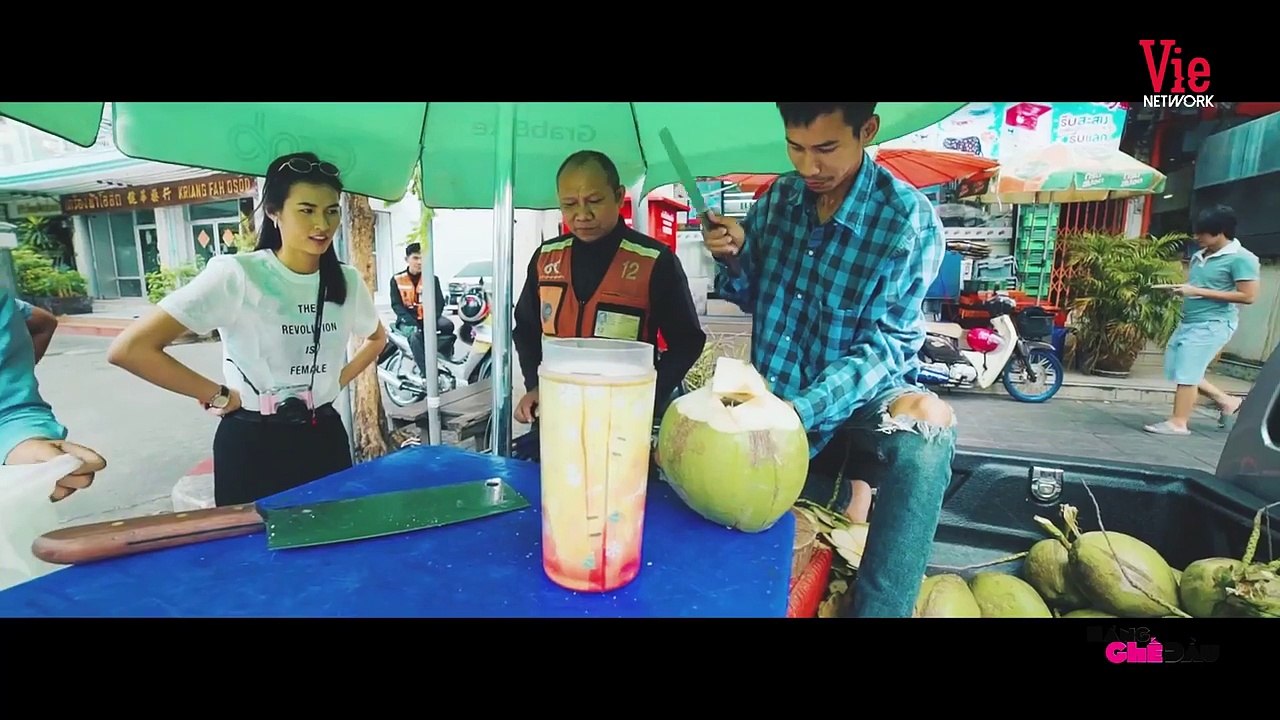 Cao Thiên Trang Bật Mí Về Thủ Thuật Du Lịch Tiết Kiệm Nhất 2018 | Hàng Ghế Đầu #2