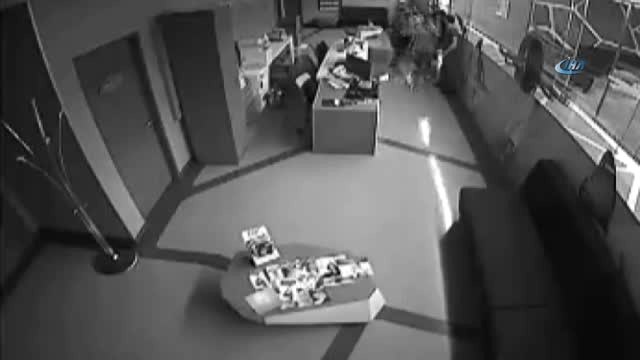 İstanbul Başakşehir Futbol Kulübü, Futbolcusu Arda Turan'a 2 Milyon 500 Bin Lira Para Cezası Verdi.