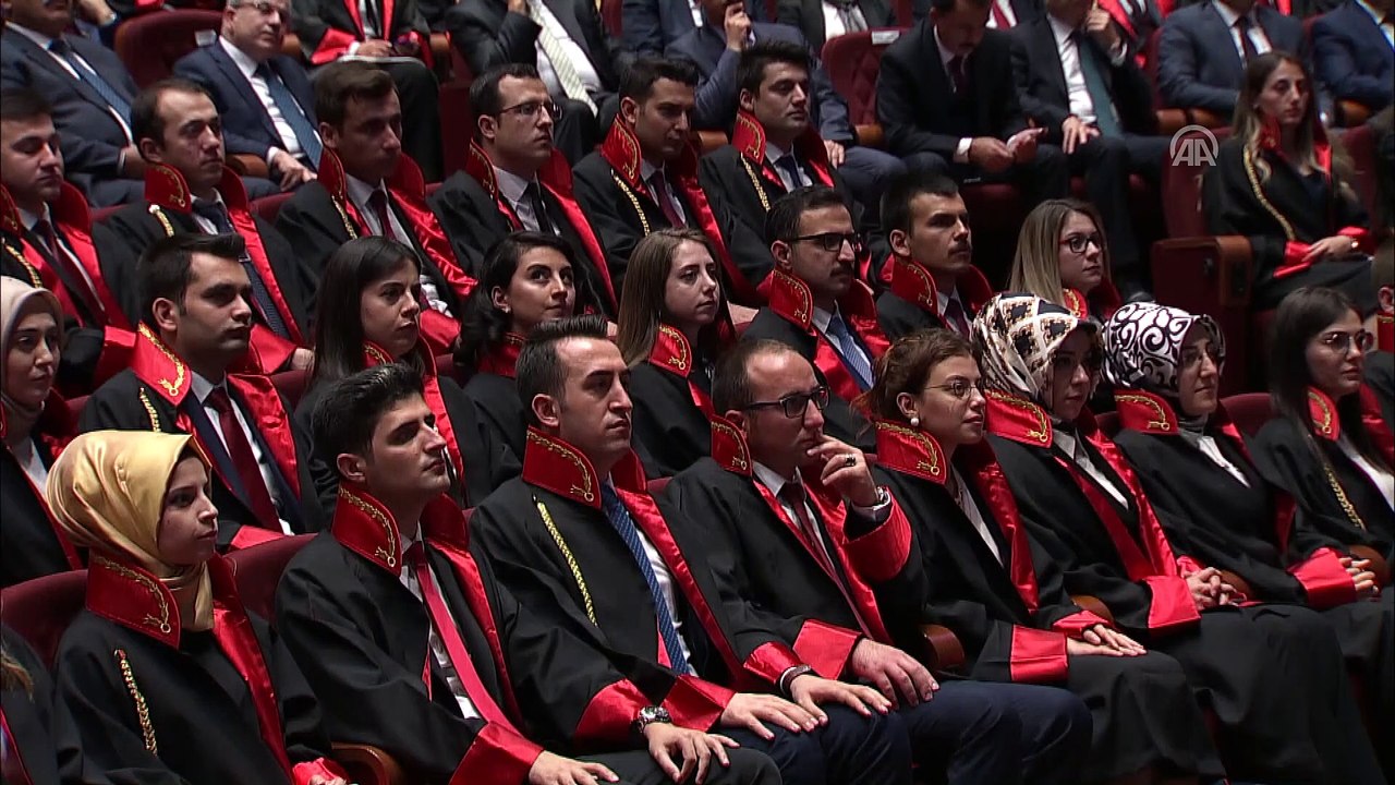 Cumhurbaşkanı Erdoğan: '(FETÖ) Terör örgütünün diğer kurumlarımızdaki uzantıları gibi adalet teşkilatımızdaki militanlarının da kökünü kazıyoruz' - ANKARA