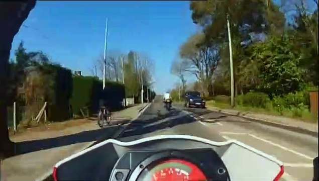 Car Crash Britain Caught On Camera S01E01 (05 Feb 2015)
