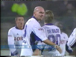 2001-12-18 - speeldag 17 - Beveren - RSCA 1-4