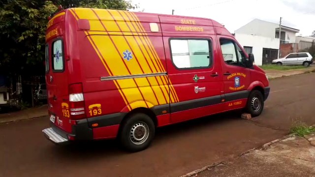 Adolescente se fere ao cair de telhado de imóvel