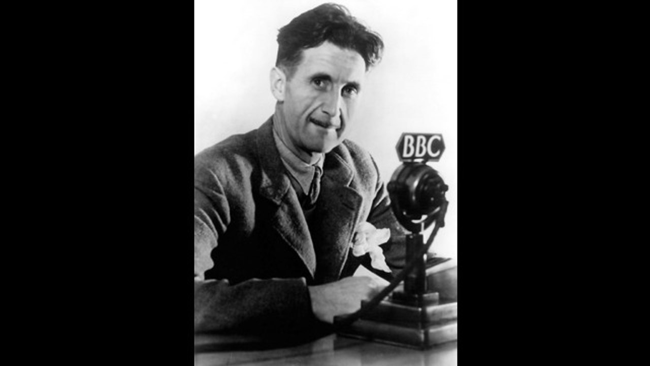 Nace George Orwell