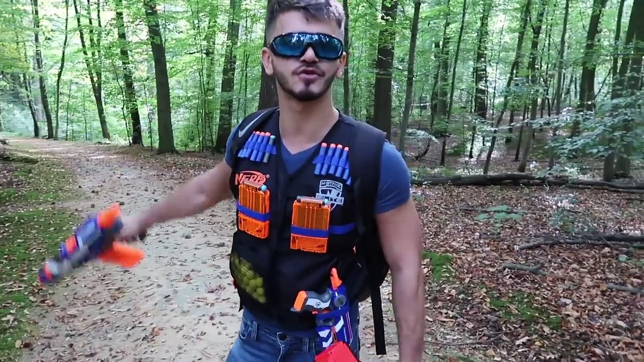 MASKELİ ADAMIN ORMANI ! ( NERF SAVAŞI BAŞLIYOR )