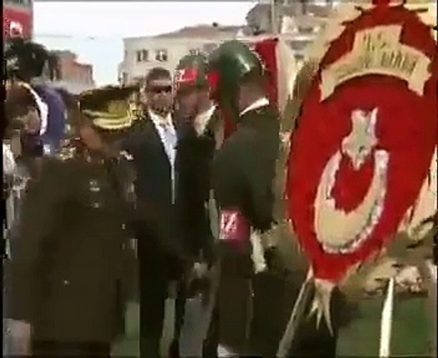 ATATÜRK PUTLARI VE PUTPEREST ATATÜRKÇÜLER KEMALİSTLER
