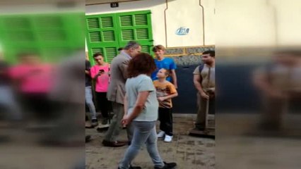 İspanya Kralı Felipe'ye Beklenmedik Tepki- "Kral Bizimle Tokalaşarak Yardım Etmiş Olmuyor"