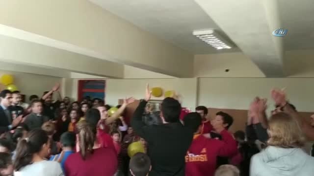 Galatasaray Sevdalısı Oğuz Arda'nın İsmi Kütüphanede Yaşatılacak