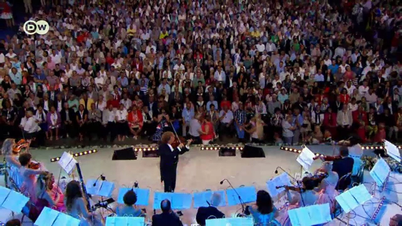 Schlossbesuch bei André Rieu | DW Deutsch