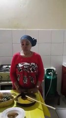 "Dans notre coutume une jeune fille est dans l'obligation de savoir cuisiner".