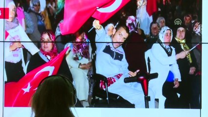 Darbe girişimi 10 dilde anlatılacak - İZMİR