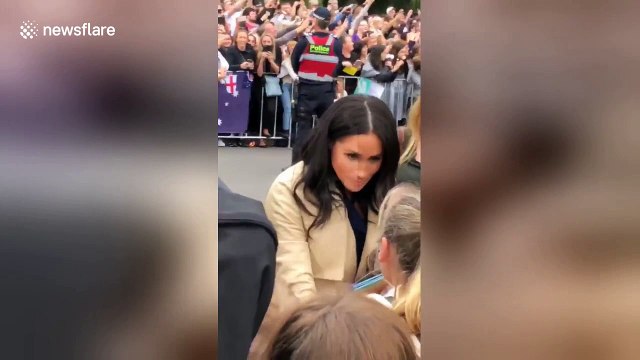 Meghan Markle greets crowds of fans in Melbourne