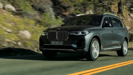 The first-ever BMW X7 Driving in the country