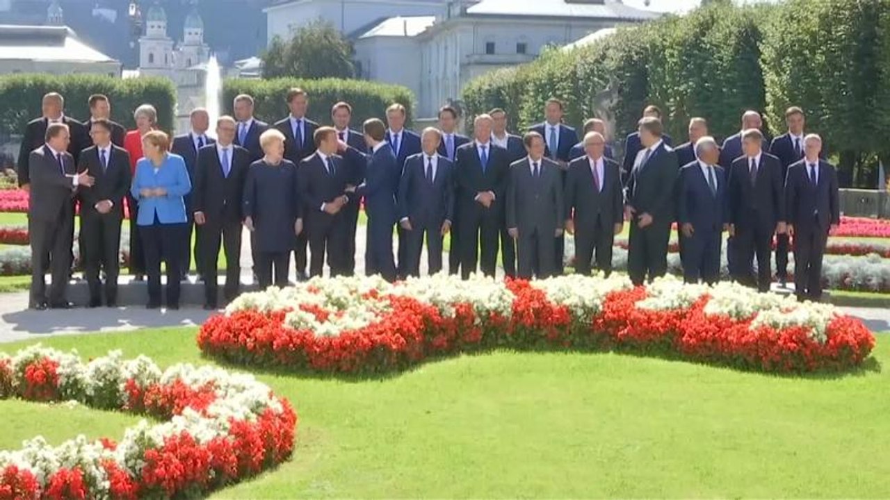 Tusk vor EU-Gipfel: „Auch das schwarze „Brexit“-Szenario vorbereiten“
