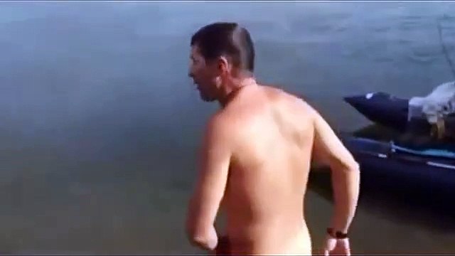 La technique de pêche très efficace de cet homme