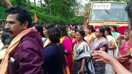 Choques en India por apertura a las mujeres de gran templo hindú