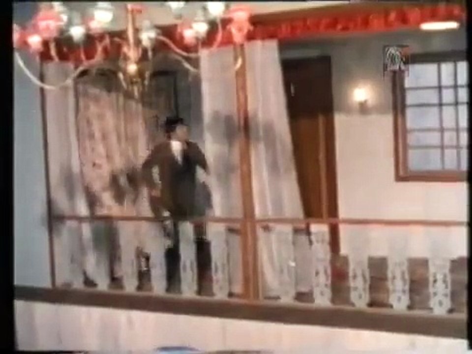 AHMAD RUSHDI - JHALKI DIKHLA KE DIL - RANGEELA.FLV - Video Dailymotion