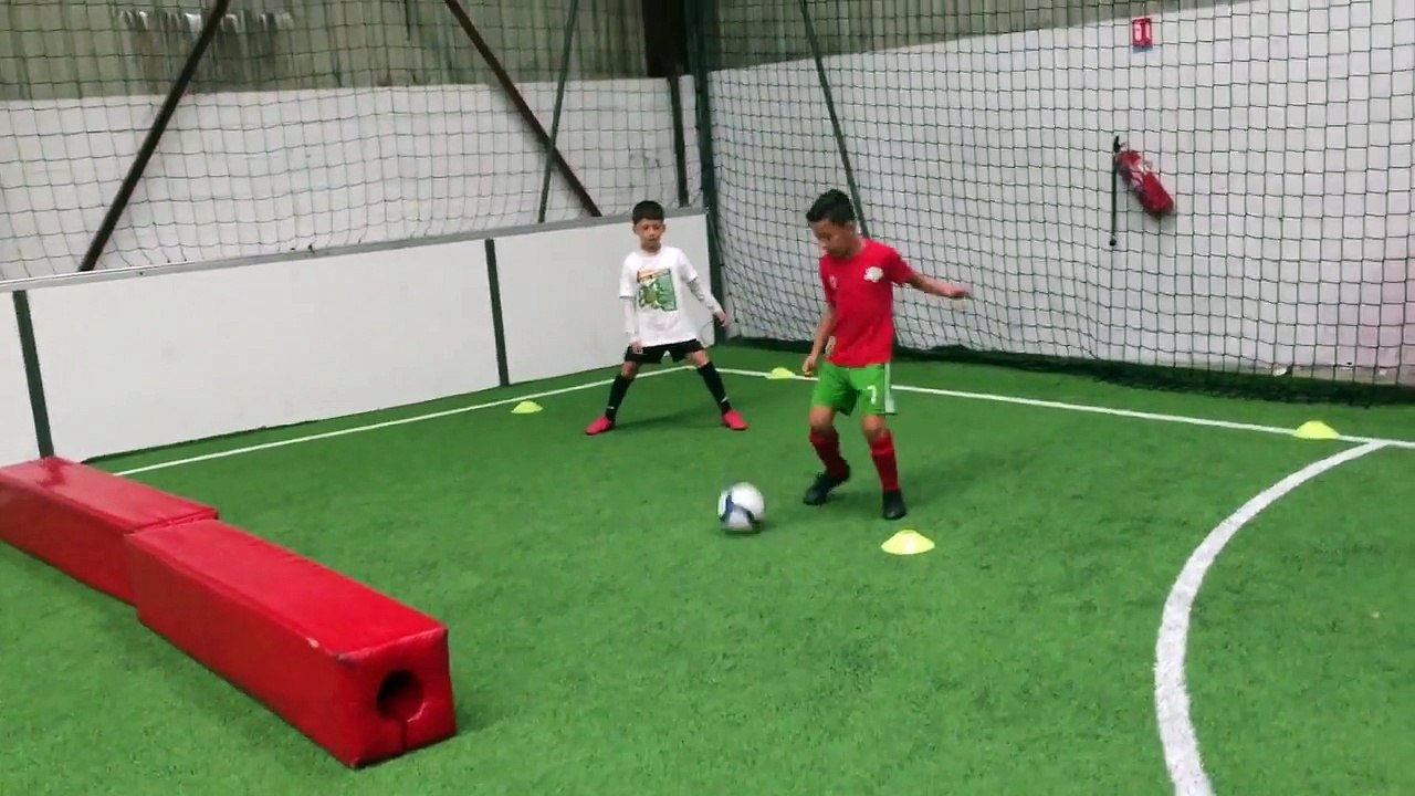 TENNIS BALLON AVEC CHARLOTTE - KAÏS - YASSER - SELYAN - ASPTG ELITE FOOTBALL - FIVE PERPIGNAN - 17.10.2018 - V1