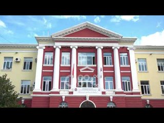 Ora News - Universitetet publike 5 vite pa doktoratura