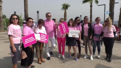 Antalya'da Kadınlardan Pembe Yürüyüş