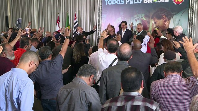 Haddad se reúne con líderes evangélicos en Brasil