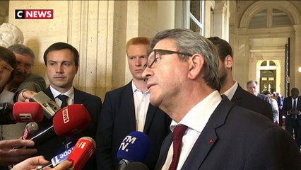 Jean-Luc Mélenchon se moque de l'accent du sud d'un journaliste
