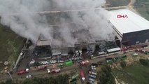Bursa'da Geri Dönüşüm Tesisindeki Yangın Kontrol Altına Alındı
