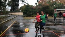 Atelier football filles - garçons au collège Max-Jacob