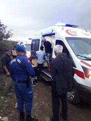 Yol Kenarında Baygın Bulunan Suriyeli Kızlar, Otomobilden Atlamış