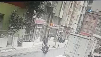 5. Kattan Düşen Çocuğun Ölüm Anı Kamerada